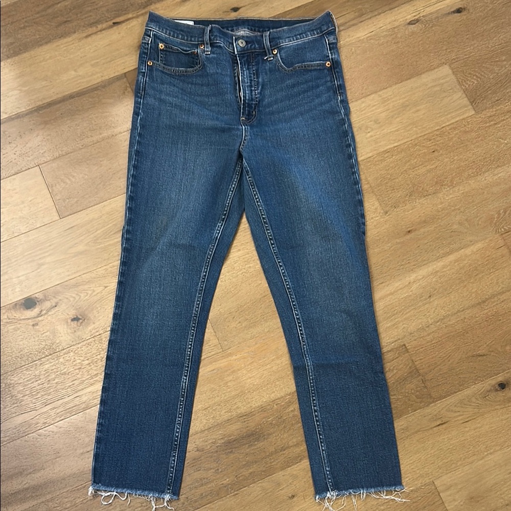GAP Blue Straight Leg Jeans Classic Style